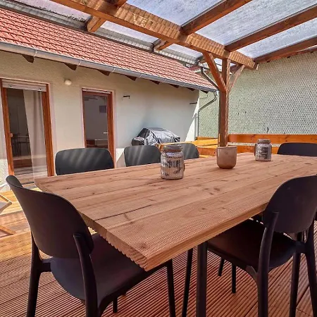 Schustergasse Mit Sauna Auszeit Am Kueppel Бишофсхайм-ан-дер-Рён
